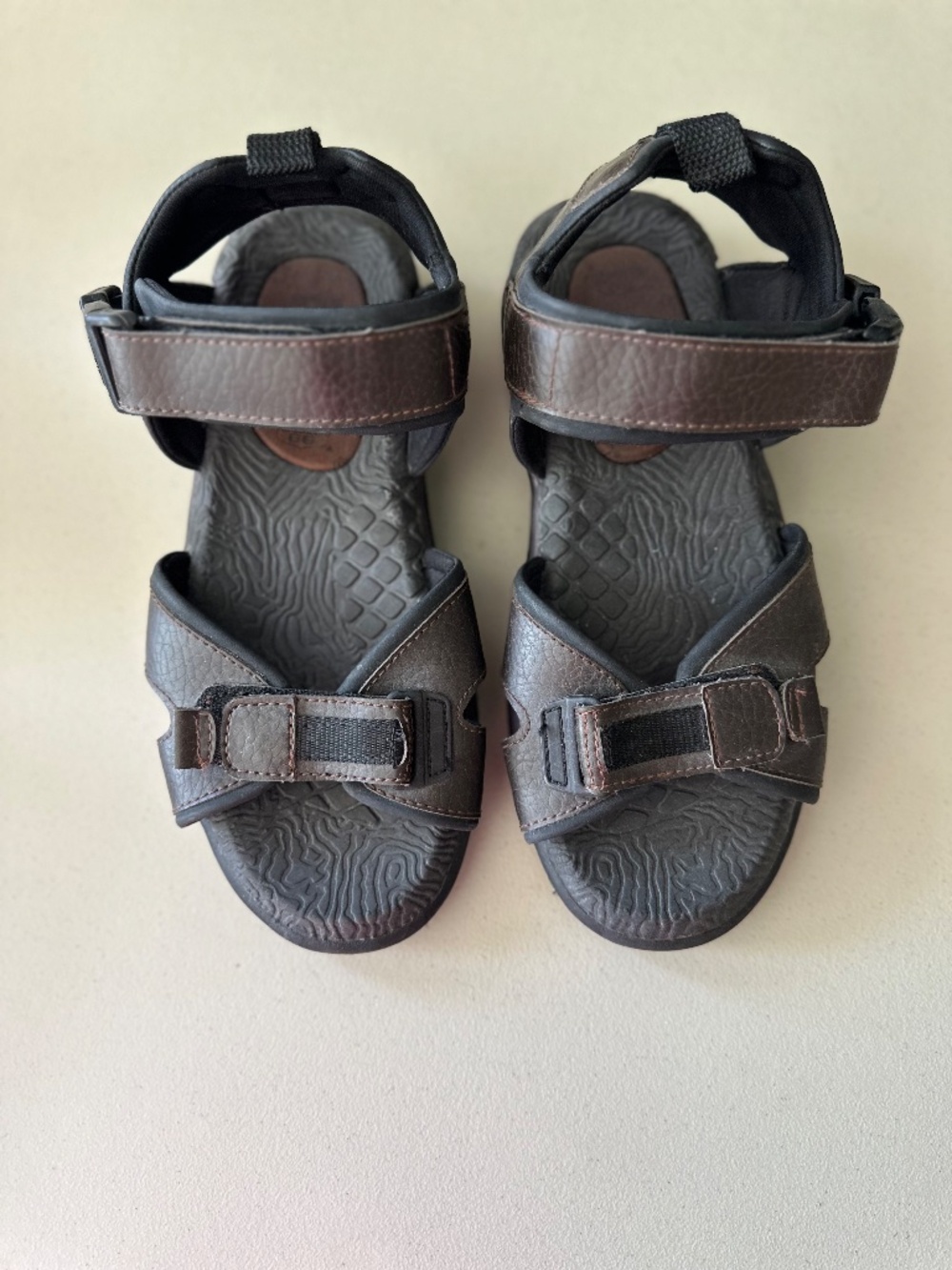 Preowned Route 66 Men's Sandals BROWN Size 9